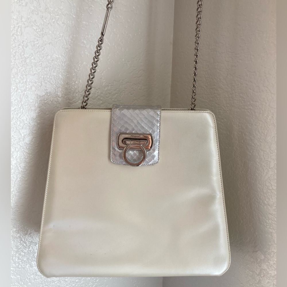 Ferragamo Gancini Chain Bag, Pearl White
